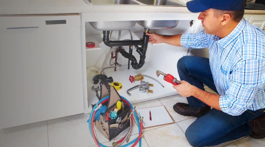 Expert burst pipe repair services in Schaller, IA